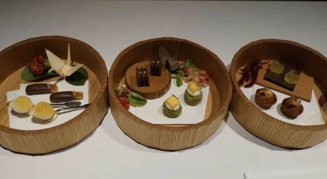 位於日本東京表參道的米其林三星法式餐廳 L'Effervescence