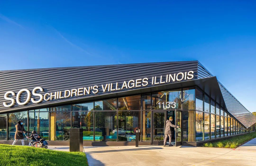 社區中心入口©Tom Rotisser 美國伊利諾州S.O.S兒童村社區中心SOS Children's Villages Illinois／JGMA