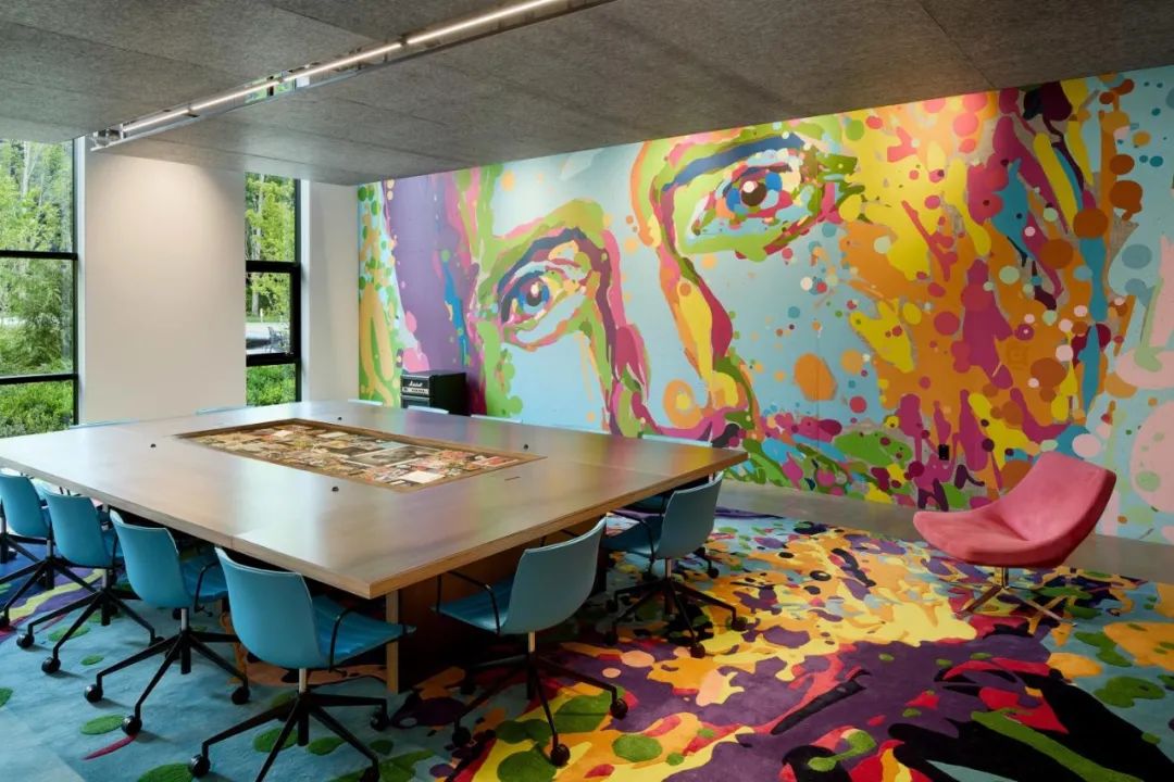 SANDY ‘S LOUNGE，致敬Nike SB創始人桑迪·波多克爾（Sandy Bodecker） NIKE全球總部勒布朗·詹姆士創新中心LeBron James Innovation Center／Olson Kundig