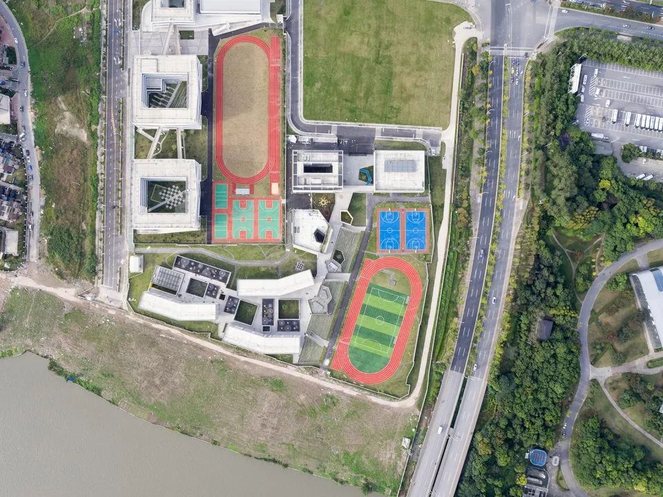 鳥瞰上海嘉定同濟大學附屬實驗小學／劉宇揚建築事務所