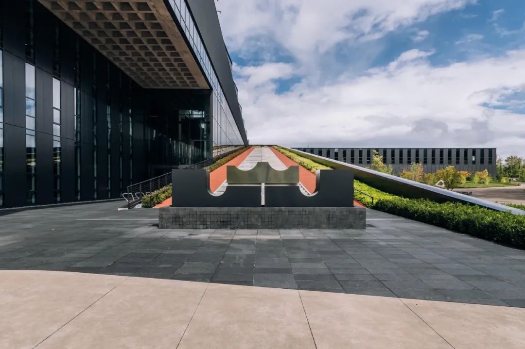 NIKE全球總部勒布朗·詹姆士創新中心LeBron James Innovation Center／Olson Kundig