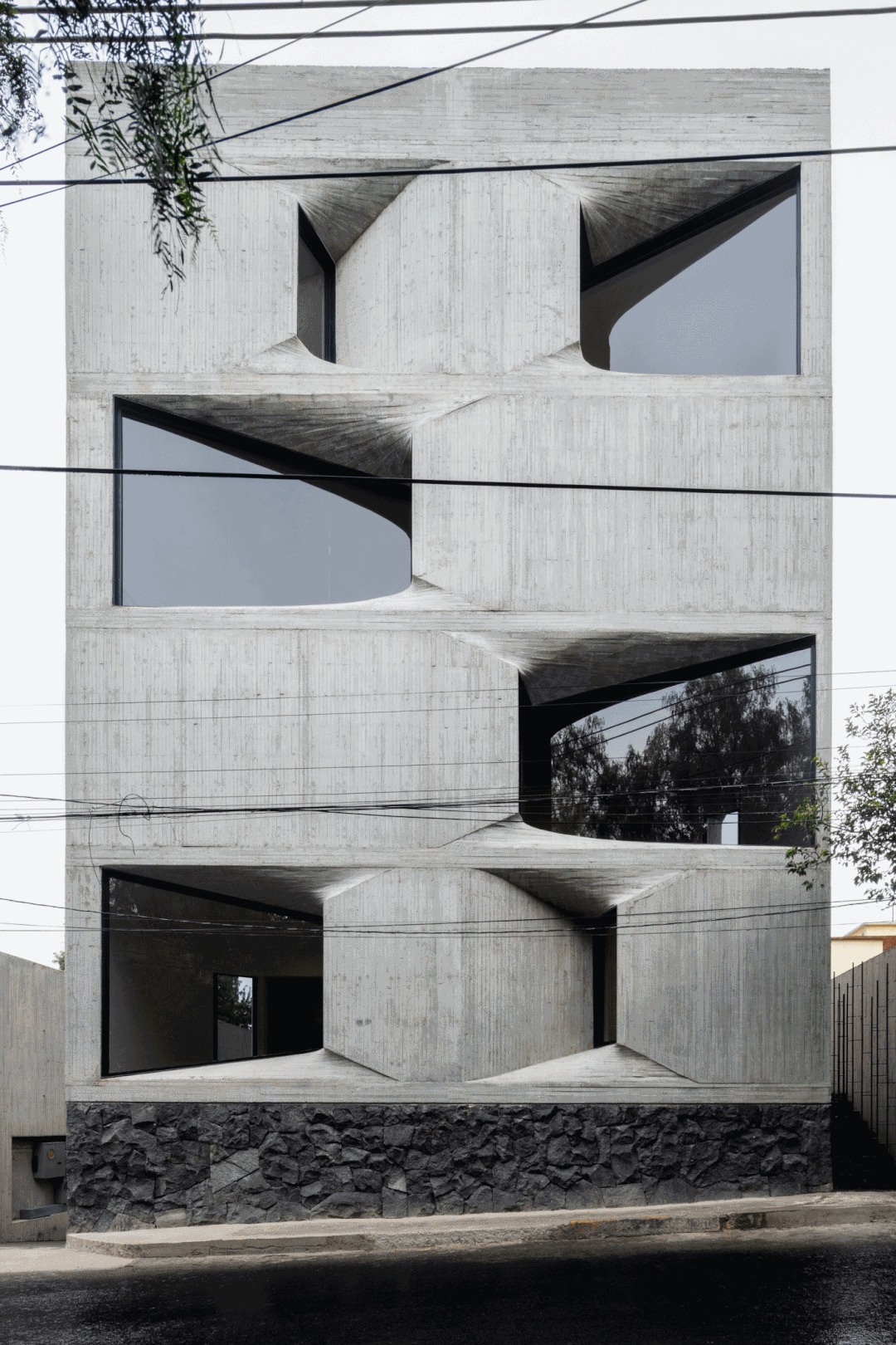 墨西哥清水混凝土集合住宅DL1310 APARTMENTS ／YOUNG & AYATA + Michan Architecture