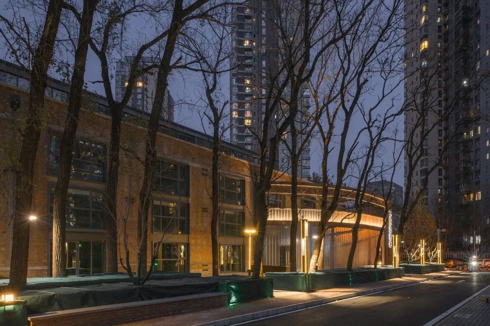 夜間景觀 北京舊建築改造「1959時間里」文創產業園區/水發綠建(北京)城市科技發展有限公司