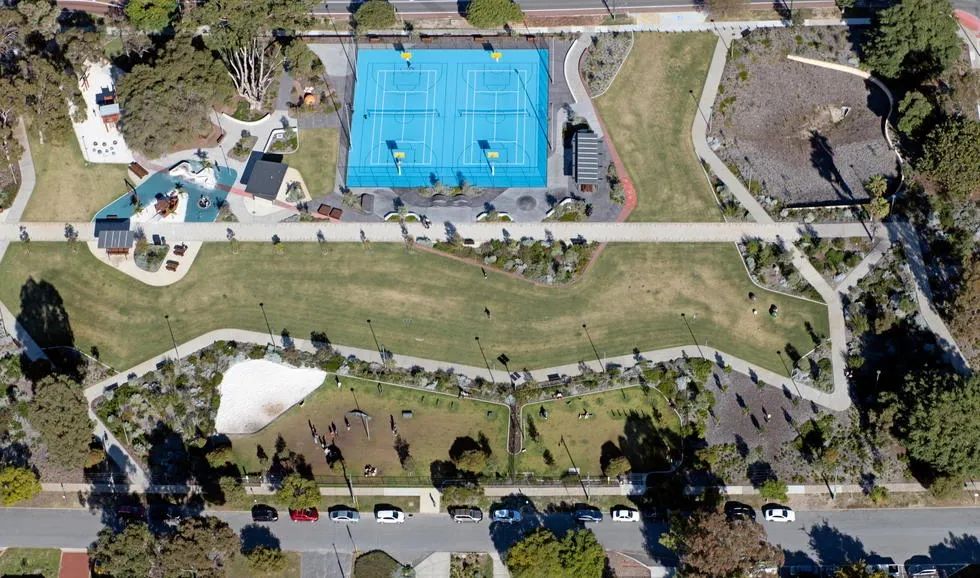 社區公園鳥瞰 澳州伯斯社區公園景觀建築設計 Australia Perth Landscape Architecture Design Lathlain Park Community Zones/ REALMstudios + Urbis
