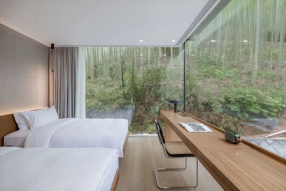 客房內部空間 bedroom suite 莫干山淺境·林棲谷隱度假酒店 Cube Hotel/素建築設計事務所 SUA