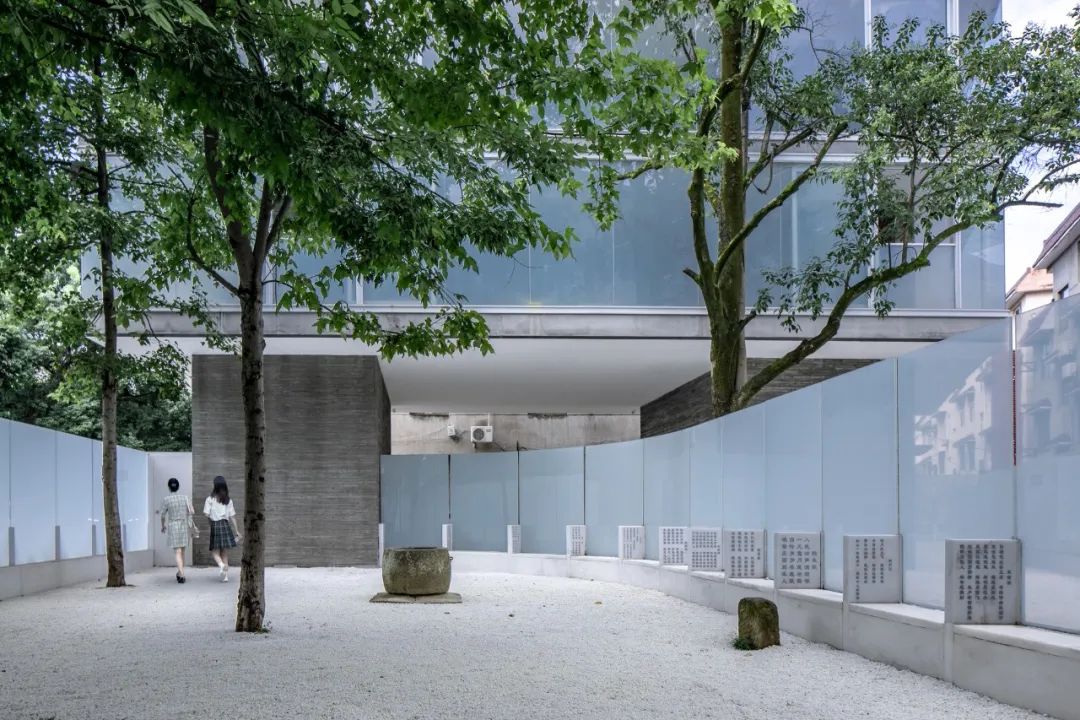 中庭空間 浙江松陽詩文館／徐甜甜 DnA 建築師事務所