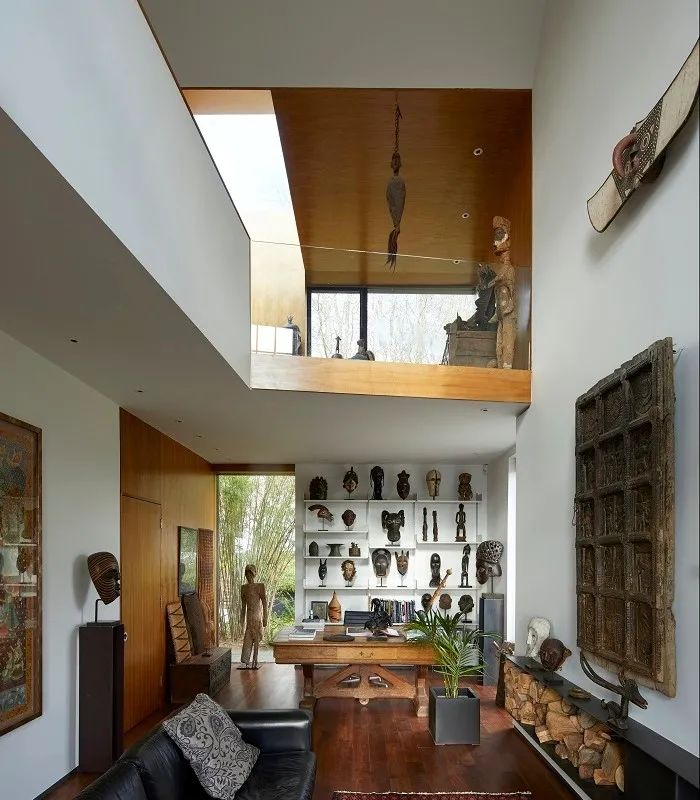 House on the Hill (Gloucestershire) by Alison Brooks Architects