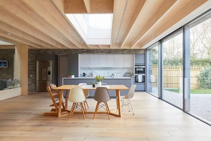 Weybridge住宅／Wilkinson King Architects