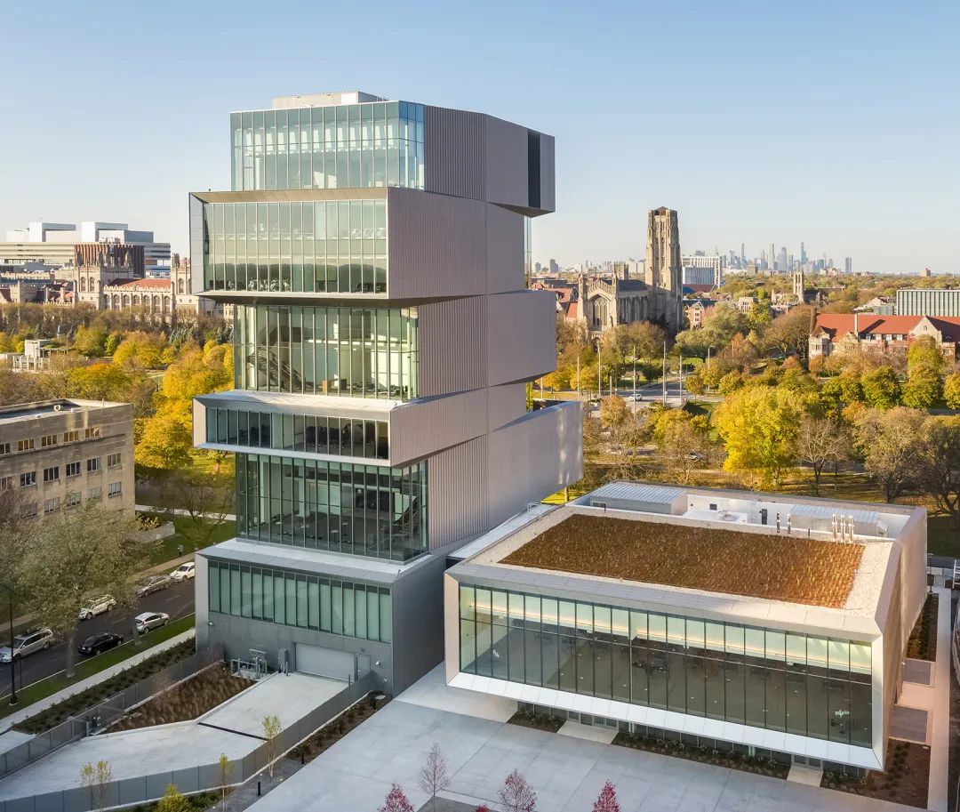 從大樓望向校園和市中心 芝加哥大學大衛·魯賓斯坦論壇大樓David M. Rubenstein Forum Chicago Univeristy／Diller Scofidio + Renfro