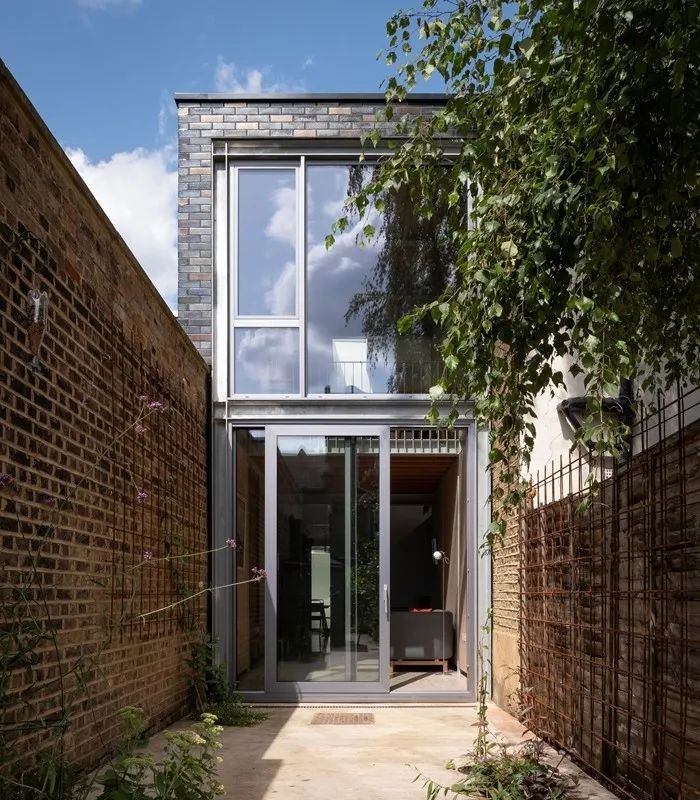 The Slot House 空槽住宅/Sandy Rendel Architects