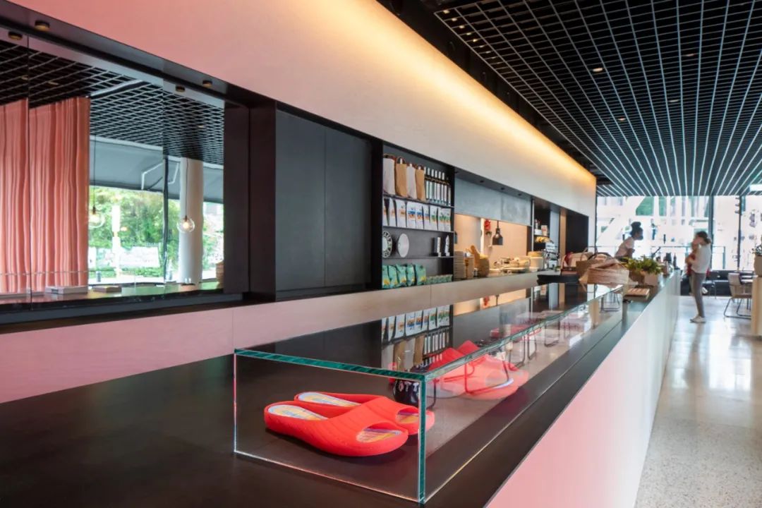 柏林變色龍咖啡館室內設計 Casa Camper Berlin Café Camaleon／MVRDV + GRAS Arquitectos