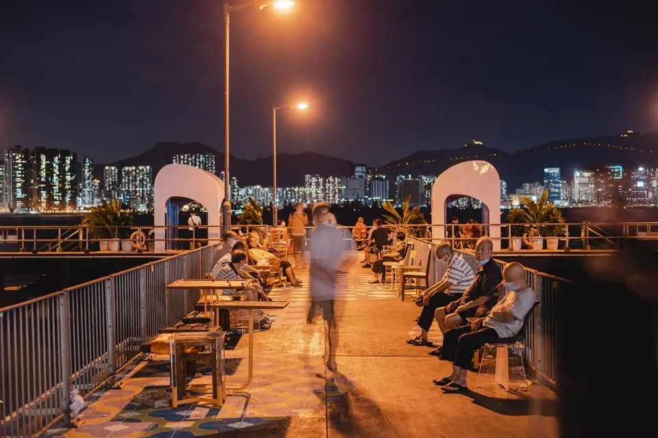 夜間景觀 香港北角公眾碼頭 小街坊社區營造／一持工作室 + REhyphenatione