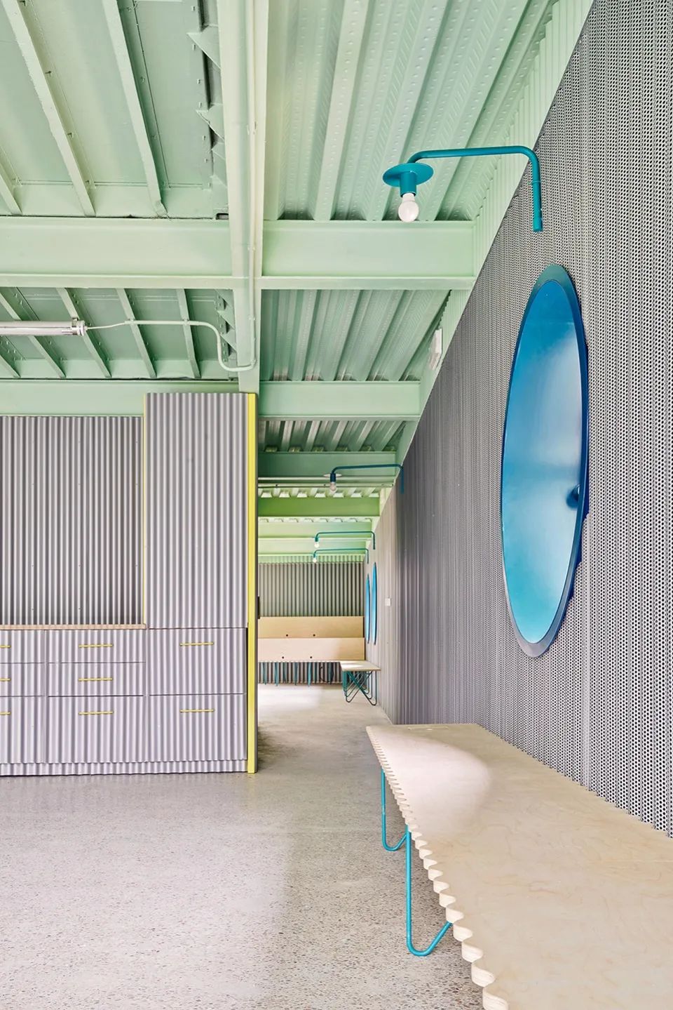 西班牙狗與人及其他物種訓練學校Educan School for Dogs, Humans and Other Species／Eeestudio + Lys Villalba