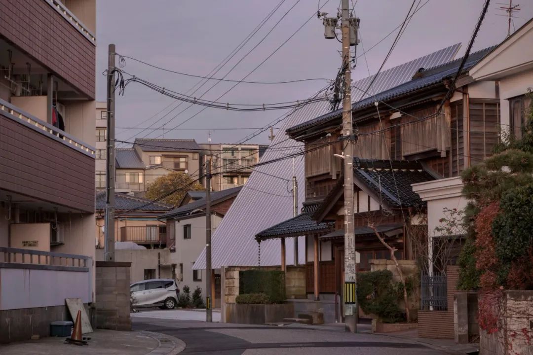 Japan House in Kanazawa日本金澤斜屋頂私人住宅／Shota Nakanishi Architects + Ohno Japan 大野博史、中西昭太建築師事務所