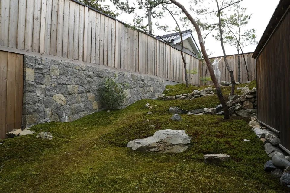 庭院 京都福山市菱屋 Kyoto Hishiya Hotel／佐野文彥工作室 Fumihiko Sano Studio
