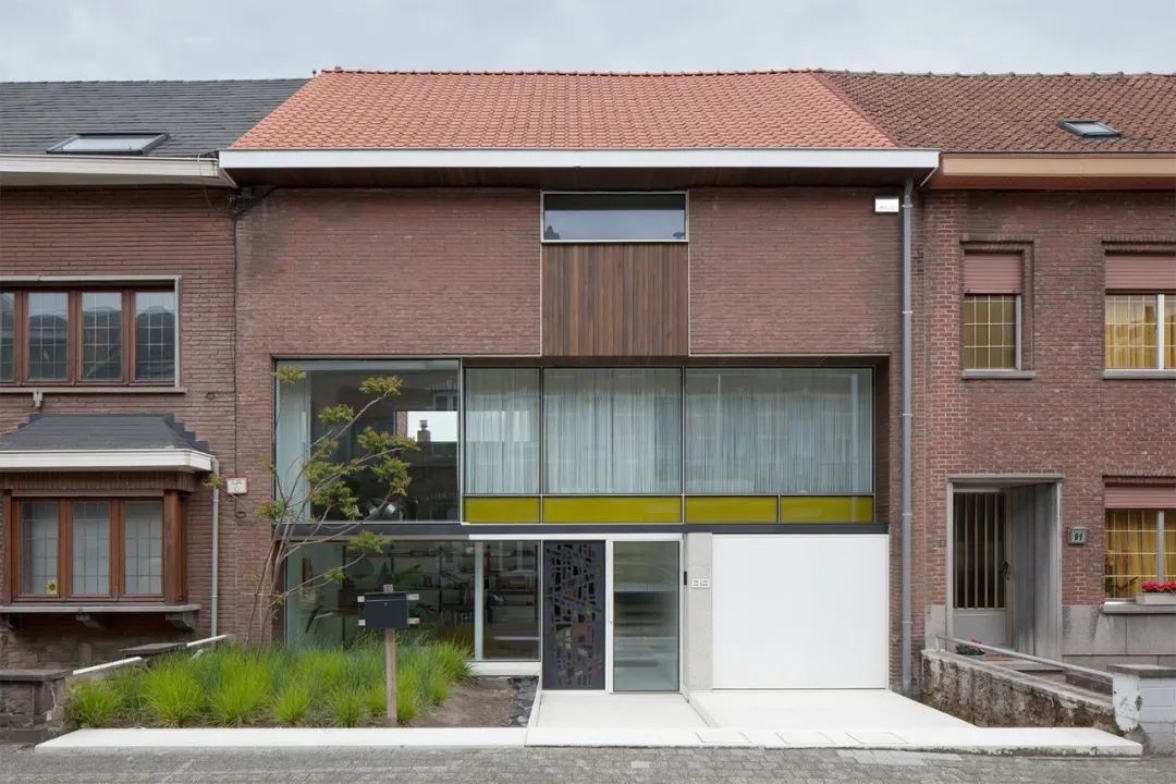比利時私人住宅整修翻修 Belgium renovation House PVO／dmvA
