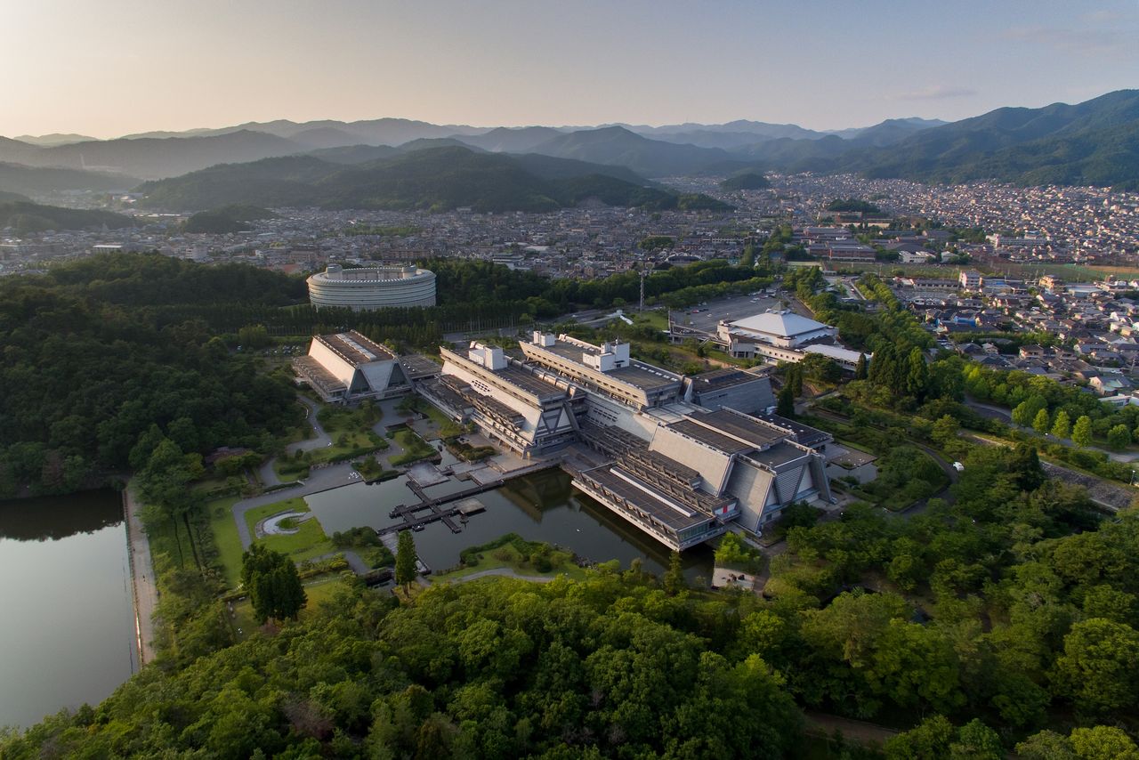 國立京都國際會館  設計：大谷幸夫（1924-2013年）