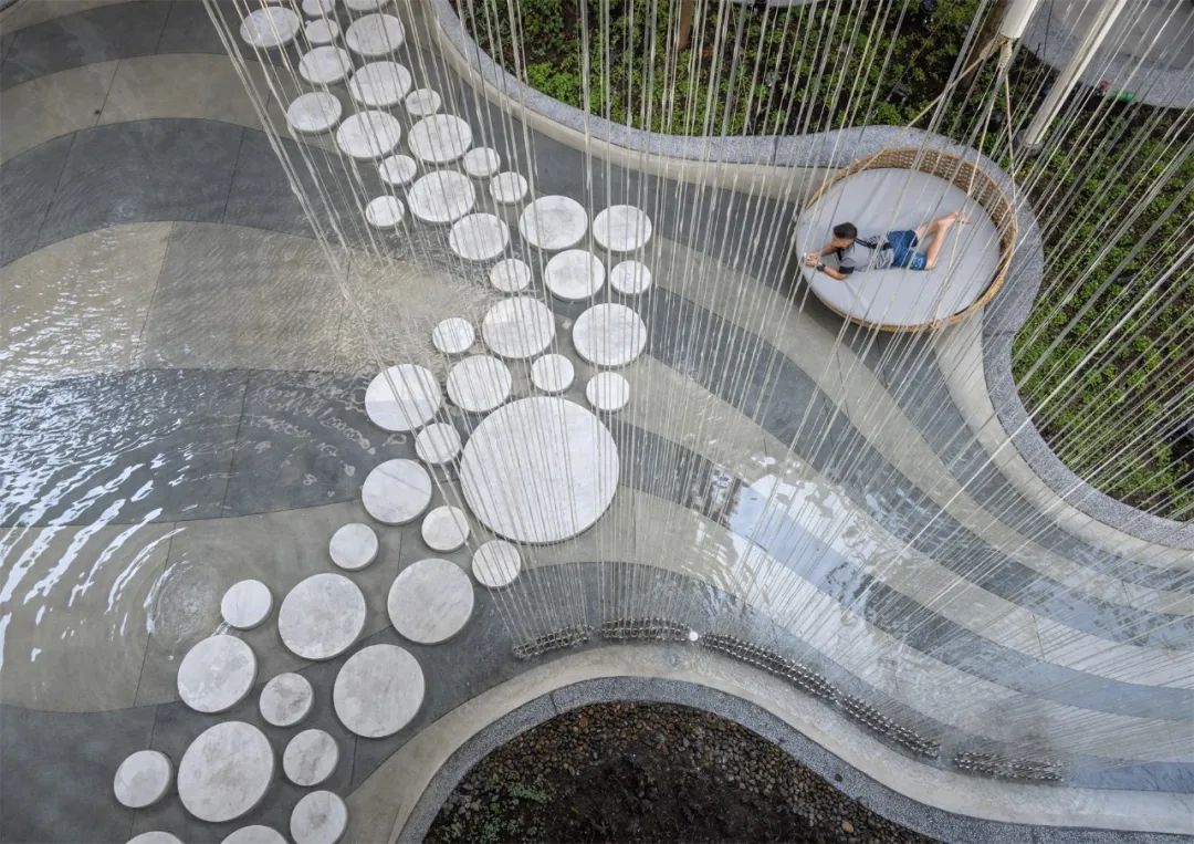 泰國曼谷Megabangna購物中心溪谷步道親水空間景觀設計 Stream Valley at Mega Foodwalk landscape architecture design/Landscape Collaboration