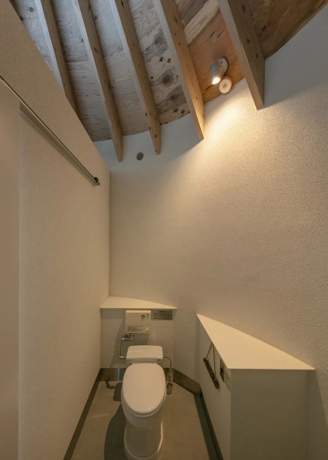 Mount Fuji Public Toilet  OATH HILL PARK 富士山公共廁所，誓いの丘公園／隈研吾 Kengo Kuma