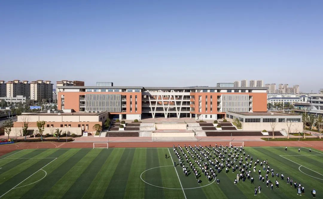 China School Campus Architecture Design 中國銅陵市十五中西湖校區及師範附小新校區／地平線建築設計