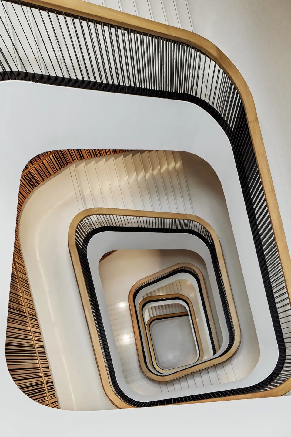 俯瞰樓梯 馬丁·路德·金紀念圖書館整修工程The Martin Luther King Jr. Memorial Library/Mecanoo + OTJ Architects