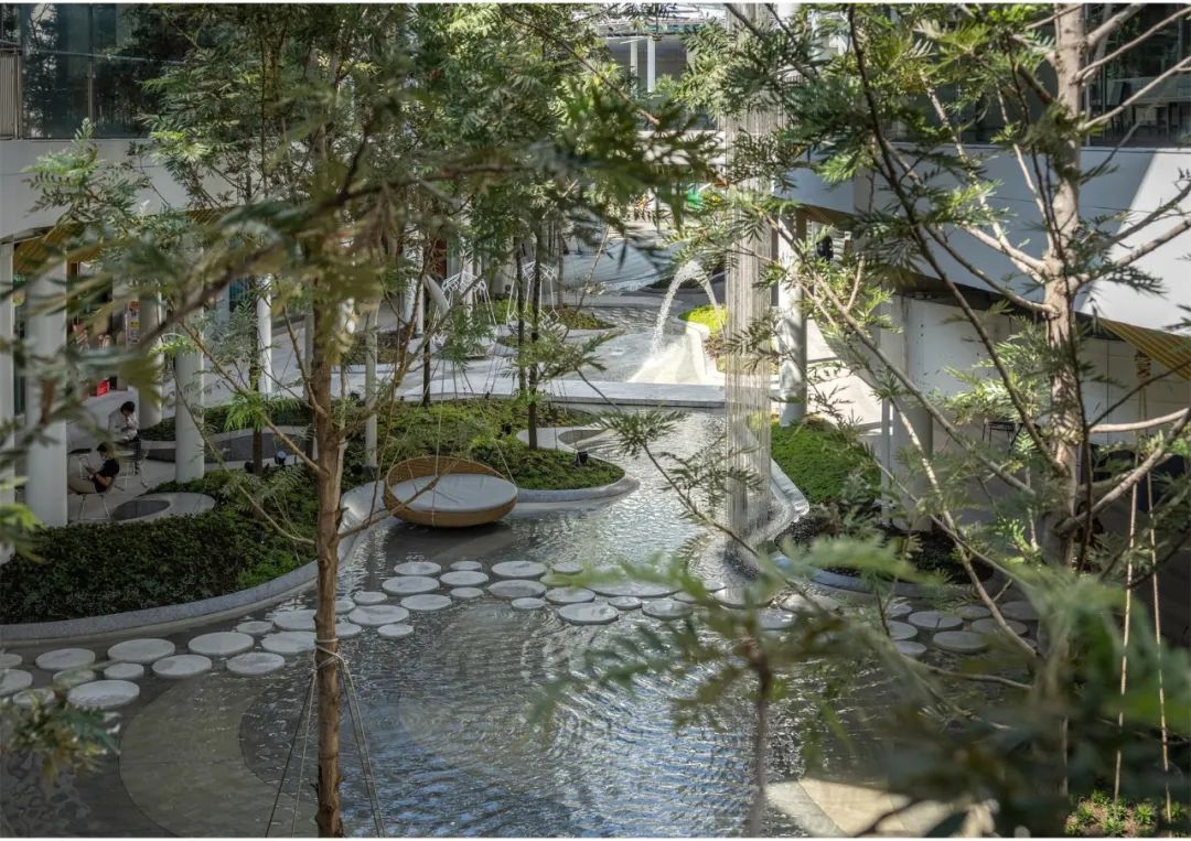 泰國曼谷Megabangna購物中心溪谷步道親水空間景觀設計 Stream Valley at Mega Foodwalk landscape architecture design／Landscape Collaboration