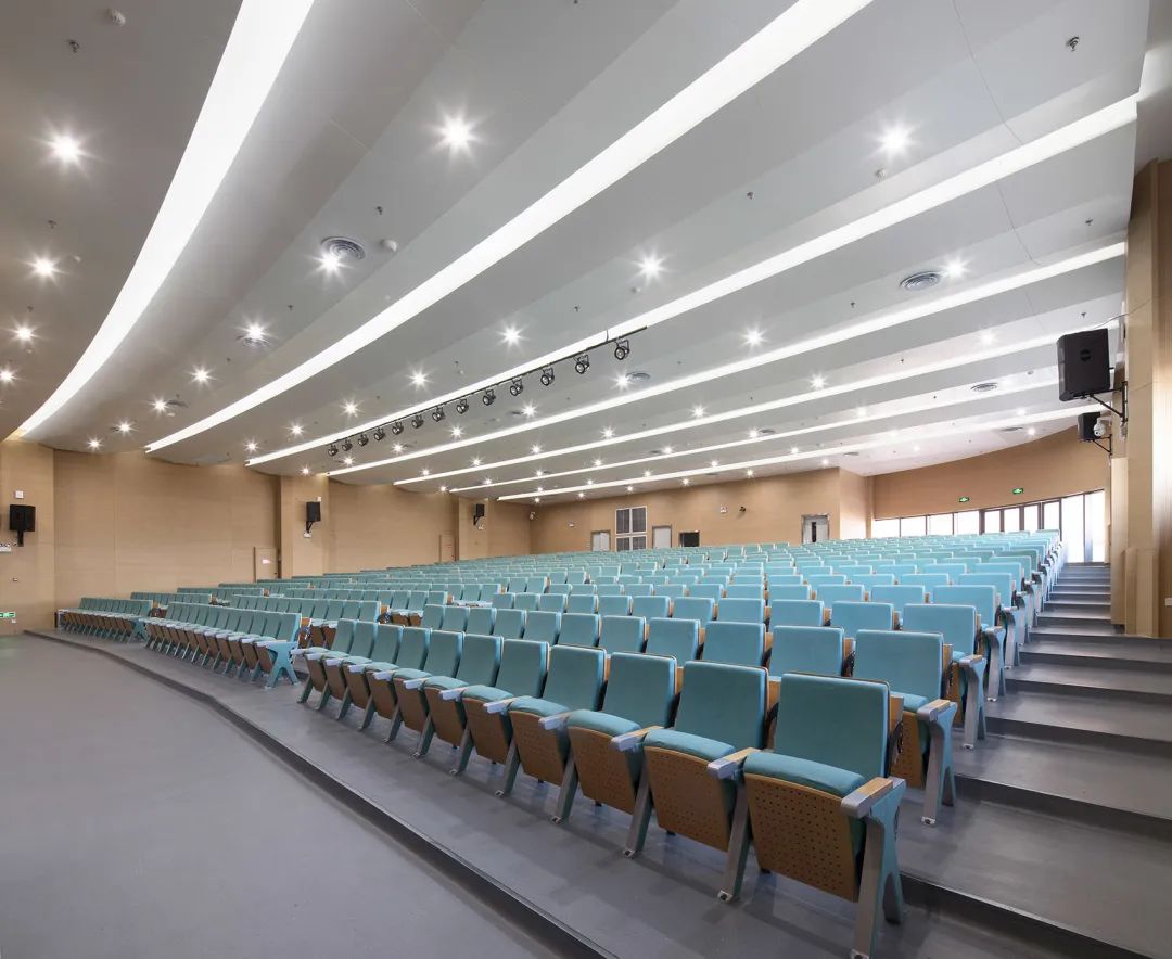 China School Campus Architecture Design 中國銅陵市十五中西湖校區及師範附小新校區／地平線建築設計