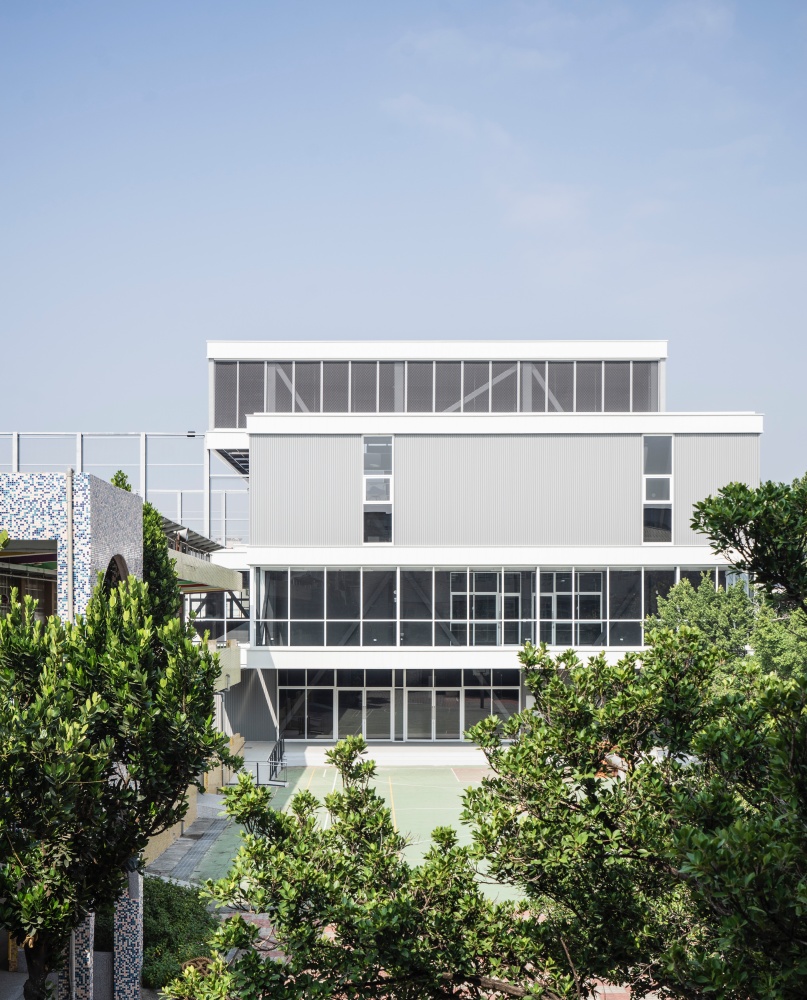 雲林縣立仁國小學生活動中心 Yunlin Elementary School Activity Center／office aaa究境聯合建築師事務所＋賴人碩建築師事務所