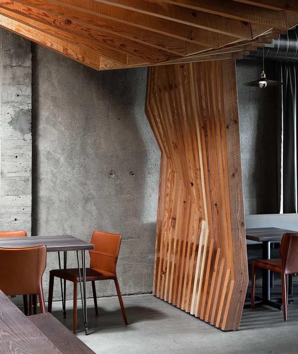 木格柵分隔成為空間焦點 美國餐廳室內設計 Edmonds Leftcraft Restaurant interior／Graham Baba Architects