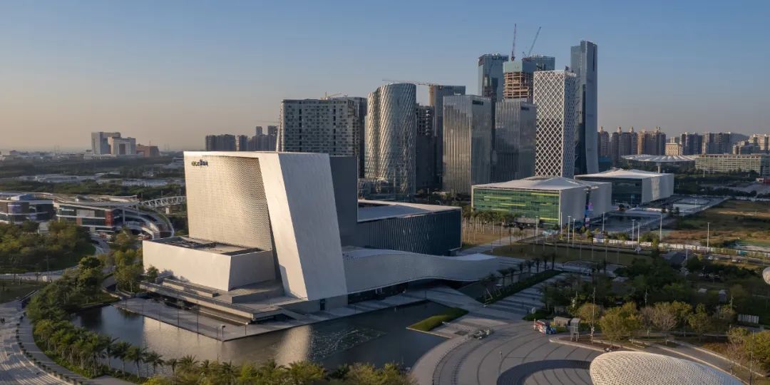 深圳寶安文化區表演藝術中心/嚴迅奇建築師事務所