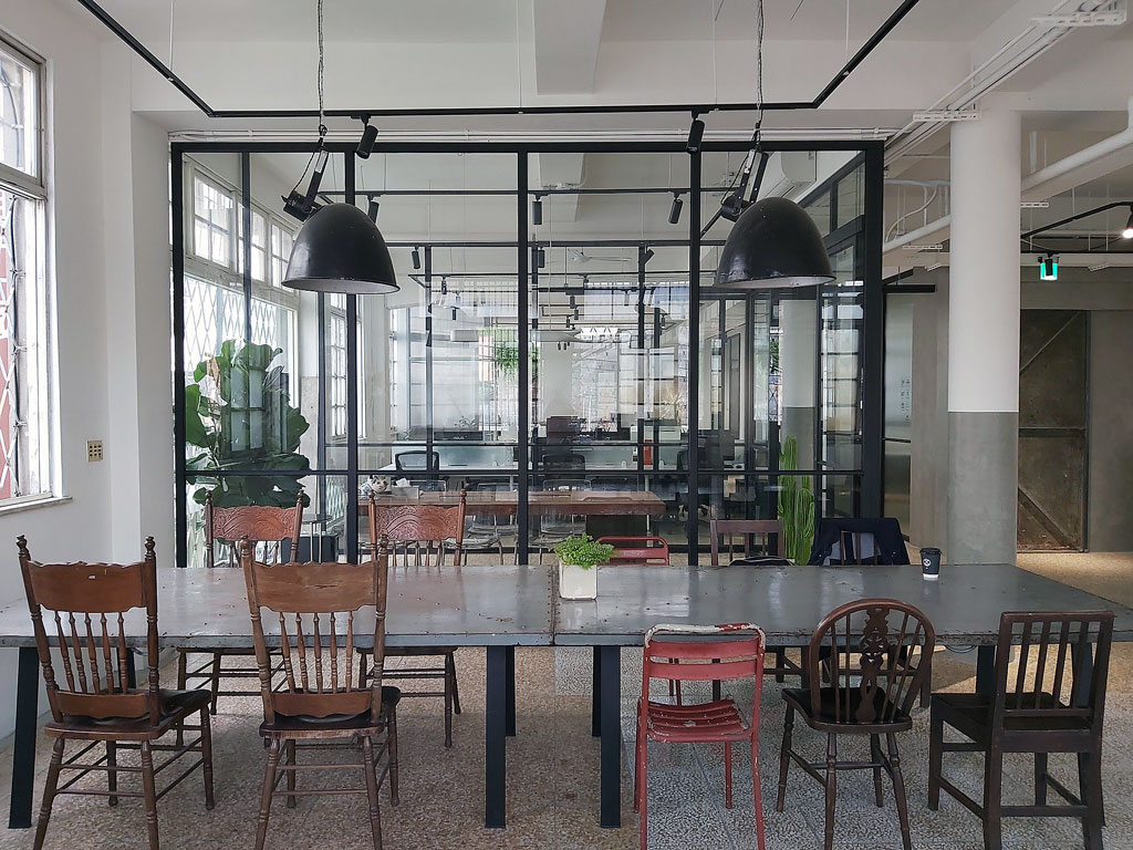 富興工廠1962二樓「The ARK創意方舟」共享辦公室 co-working space