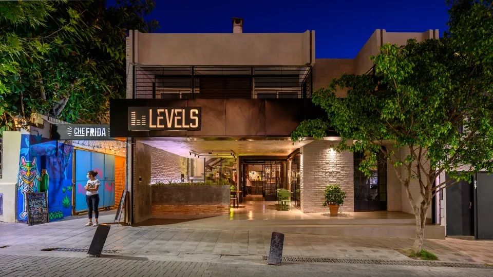 酒吧街道面外觀 阿根廷酒吧室內設計 Argentina Levels Bar interior design/MURO Arquitectos