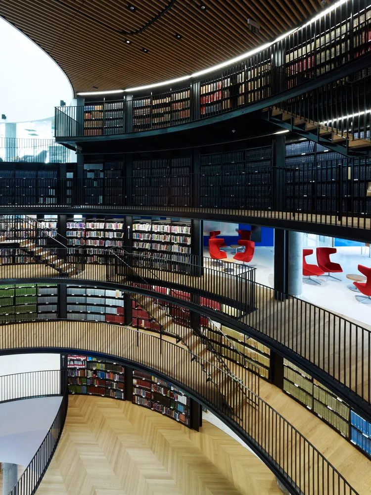 Library of Birmingham © Christian Richters
