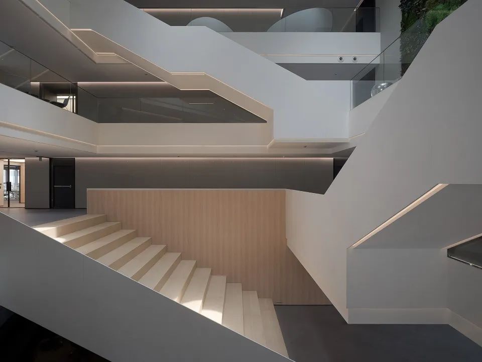 共享階梯作為人們共同使用的公共空間 訊凱國際Cooler Master Taipei office inteiror design 台北辦公室室內設計／DESFA GROUP