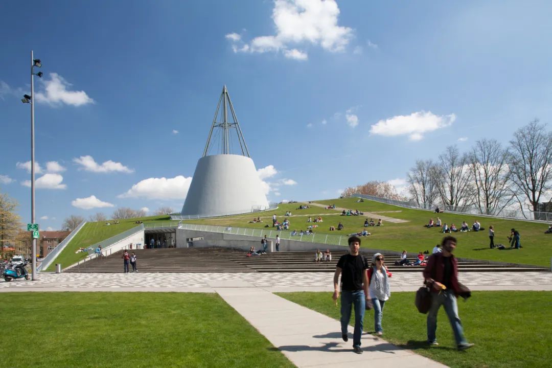 Library Delft University of Technology © Mecanoo