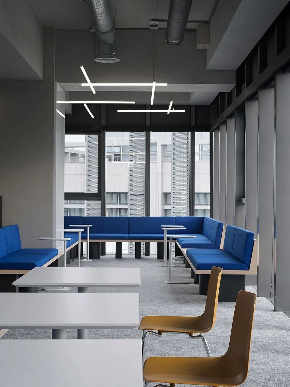 多元的工作空間 訊凱國際Cooler Master Taipei office inteiror design 台北辦公室室內設計/DESFA GROUP