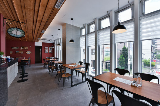 背包旅館 台中希堤微旅／張景堯建築師事務所+大埕設計