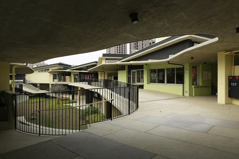 新竹市關埔國小一期 Hsinchu Elemetary School／田中央聯合建築師事務所