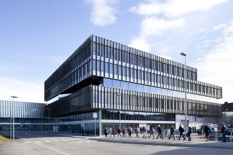 KRONA Knowledge and Cultural Centre © Mecanoo