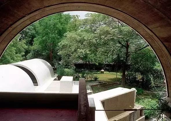 ，India Architecture 印度建築／Balkrishna Doshi