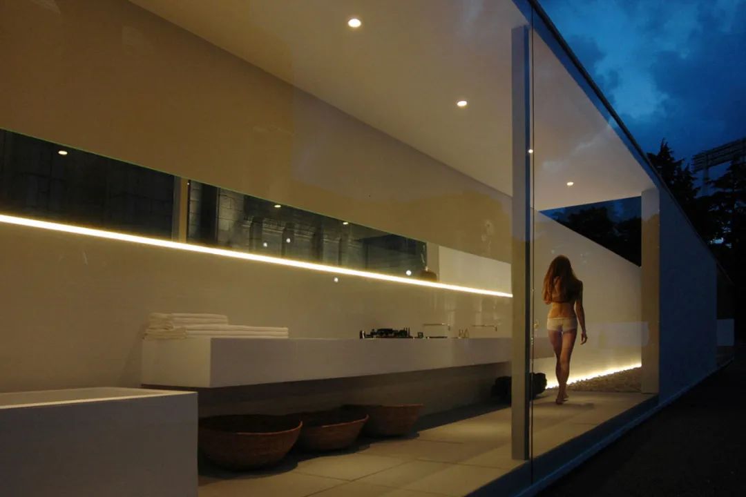 World of Calvin Klein THE HOUSE 東京玻璃屋／小川晋一都市建築設計事務所