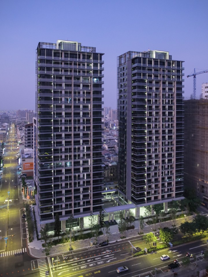 集合住宅【技術特別獎】府都Double 1 設計單位:許錦榮建築師事務所 業 主:府都建設股份有限公司