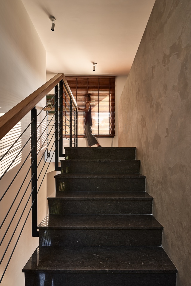 樓梯空間，新竹私人住宅 山居·三居／上滕聯合建築師事務所