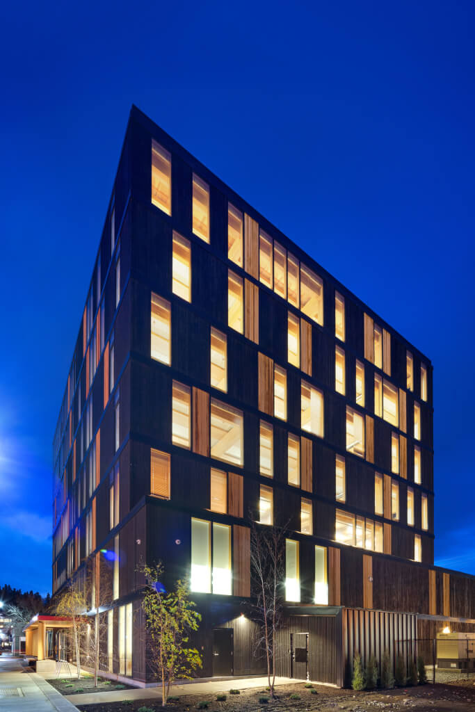 加拿大木材創新設計中心「暫時」是世界上最高的現代全CLT木構造辦公大樓，