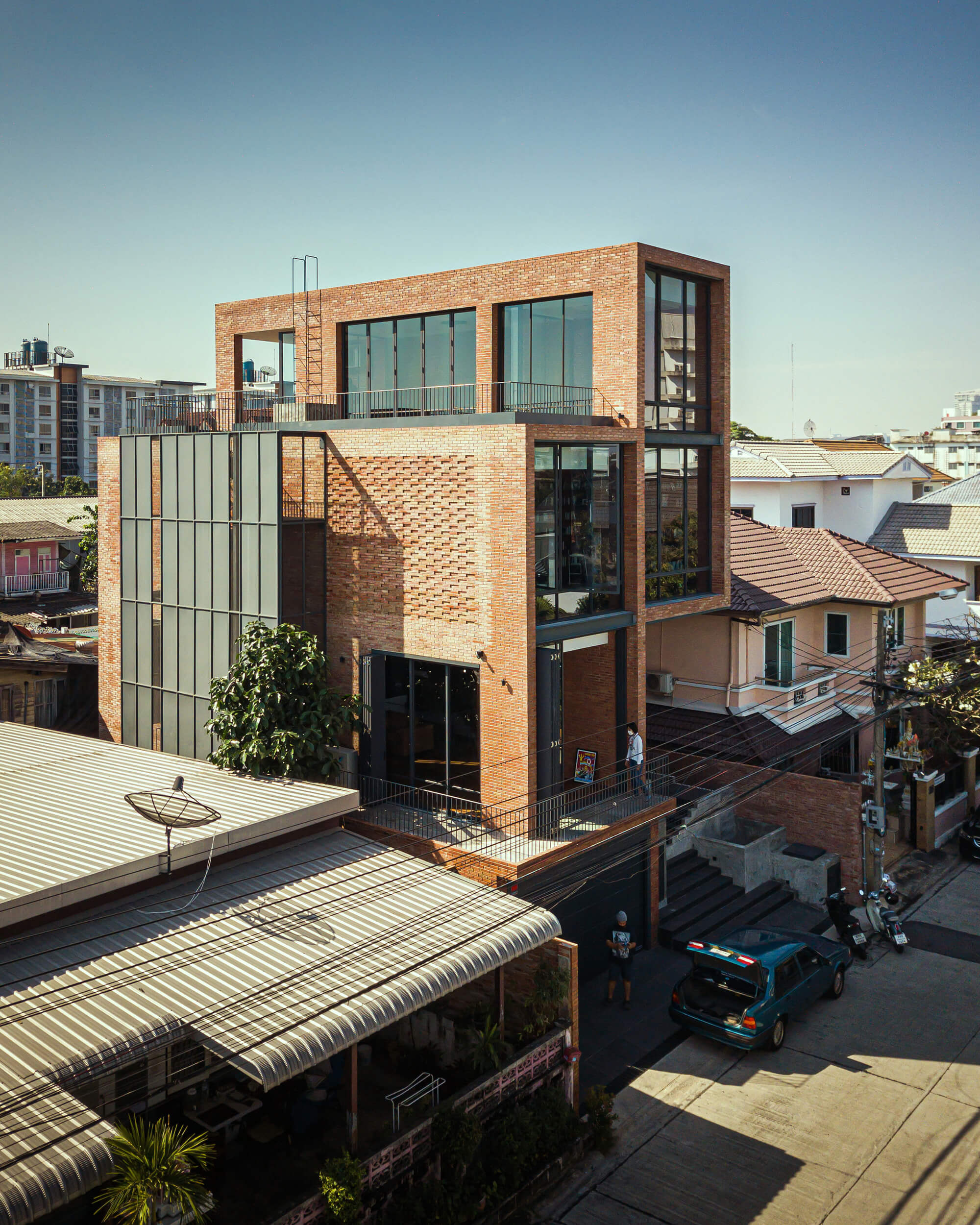曼谷叻拋路高磚屋磚造私人住宅 Bangkok Lat Phrao Bricks House／Studio Miti