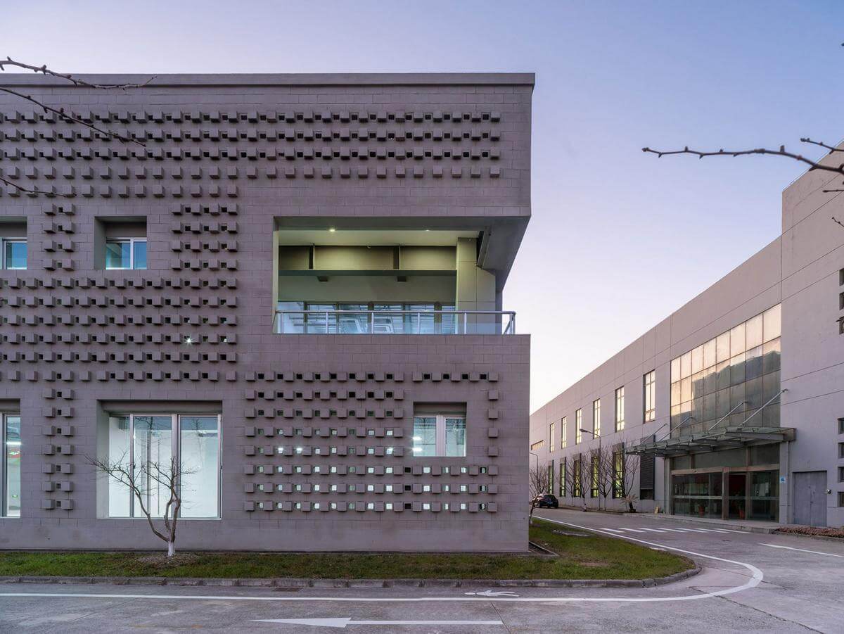 昆山市和椿科技二號廠房／張朋千建築師 Peng Architects