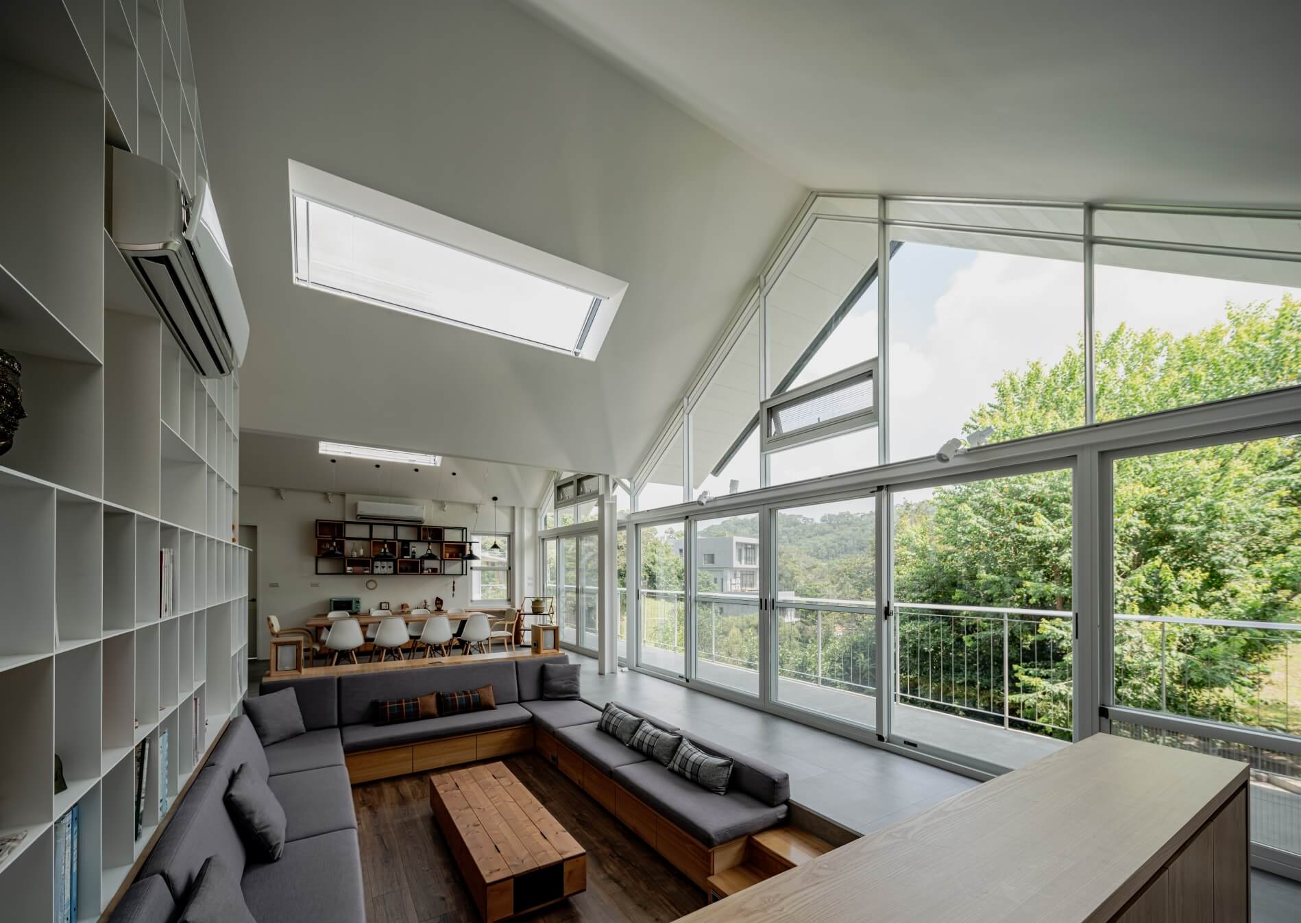 新竹私人住宅山簷之家 Hsinchu Under the Roof House/Emerge Architects 上滕聯合建築師事務所