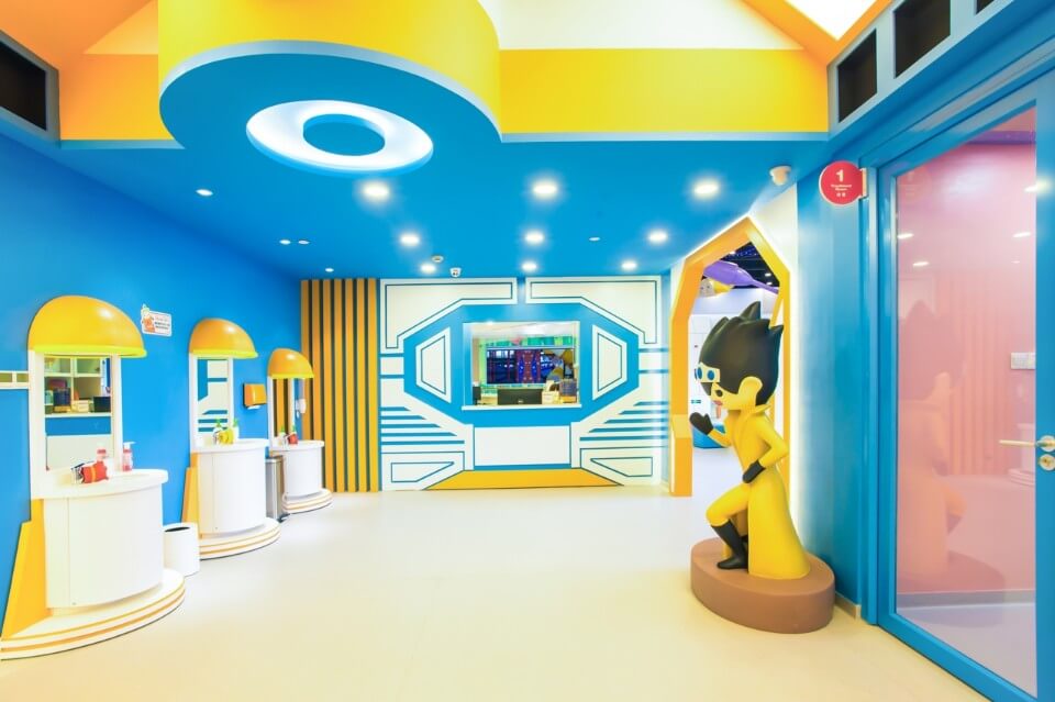 上海新江灣城店 極橙兒童齒科／張朋千建築師