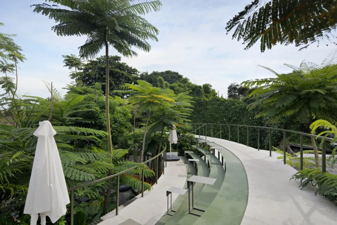 雅加達環形咖啡店 Jakarta Tanatap Coffee Ampera／Research Artistic Design + architecture