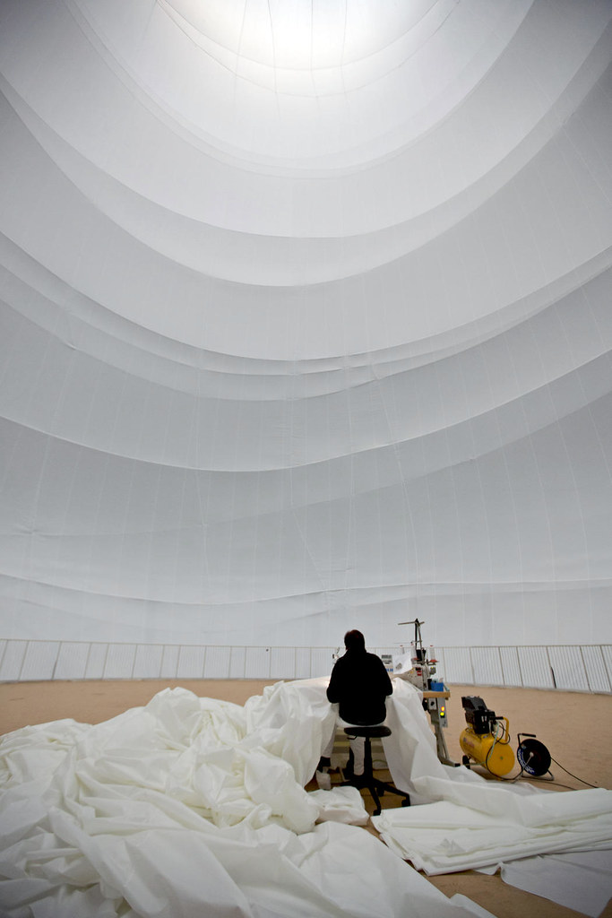  Big Air Package大空氣包／Christo and Jeanne-Claude